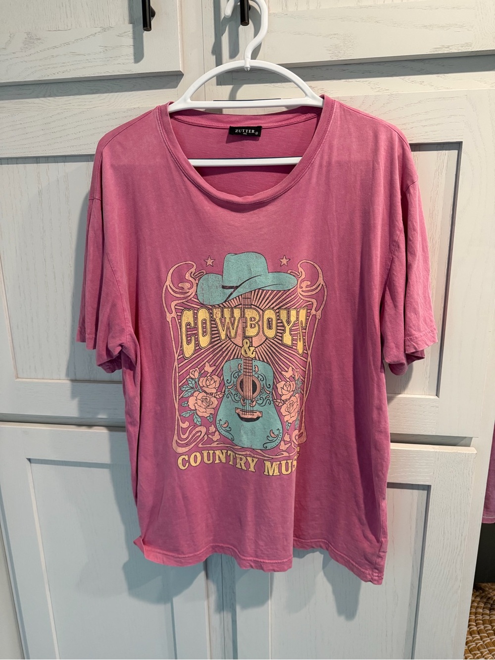 Zutter Pink 'Cowboy Country Music' Graphic Tee